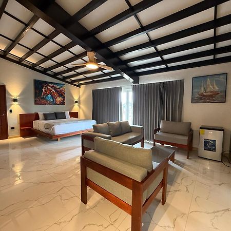 Hotel Tesoro Beach San Luis La Herradura Екстериор снимка