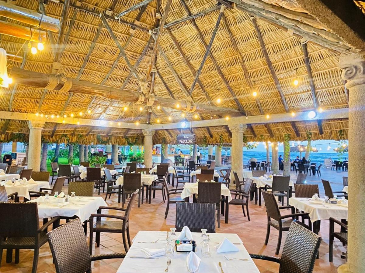 Hotel Tesoro Beach San Luis La Herradura Екстериор снимка