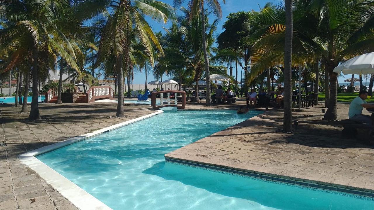 Hotel Tesoro Beach San Luis La Herradura Екстериор снимка