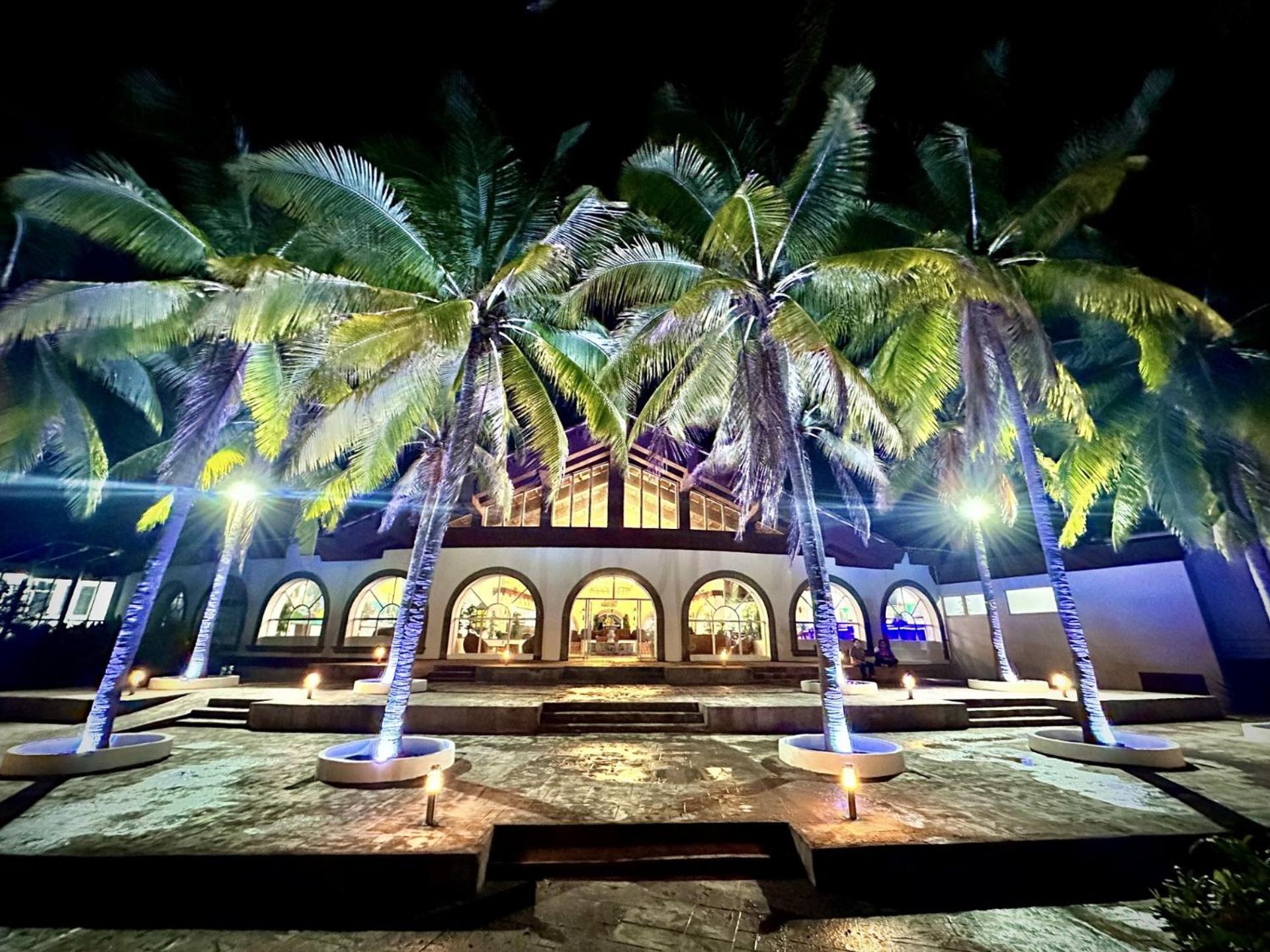 Hotel Tesoro Beach San Luis La Herradura Екстериор снимка
