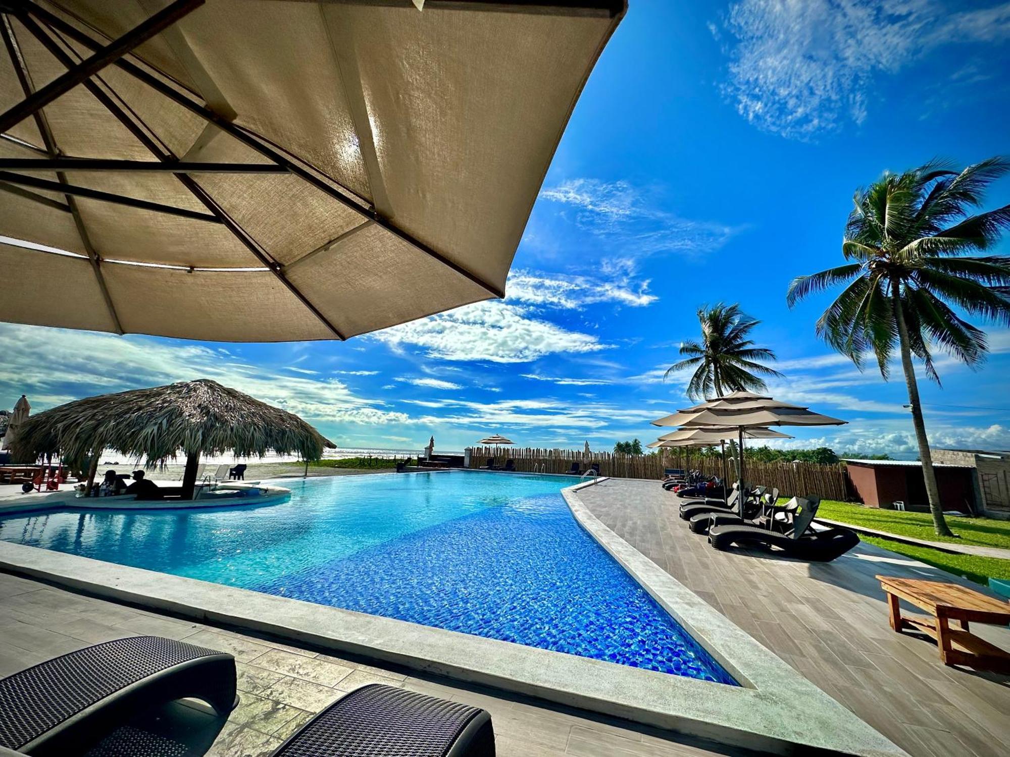 Hotel Tesoro Beach San Luis La Herradura Екстериор снимка