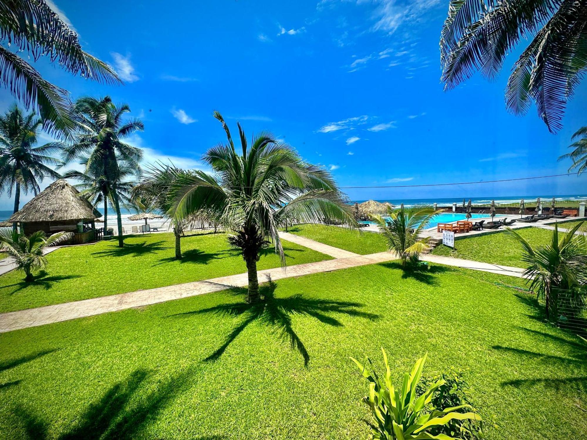 Hotel Tesoro Beach San Luis La Herradura Екстериор снимка