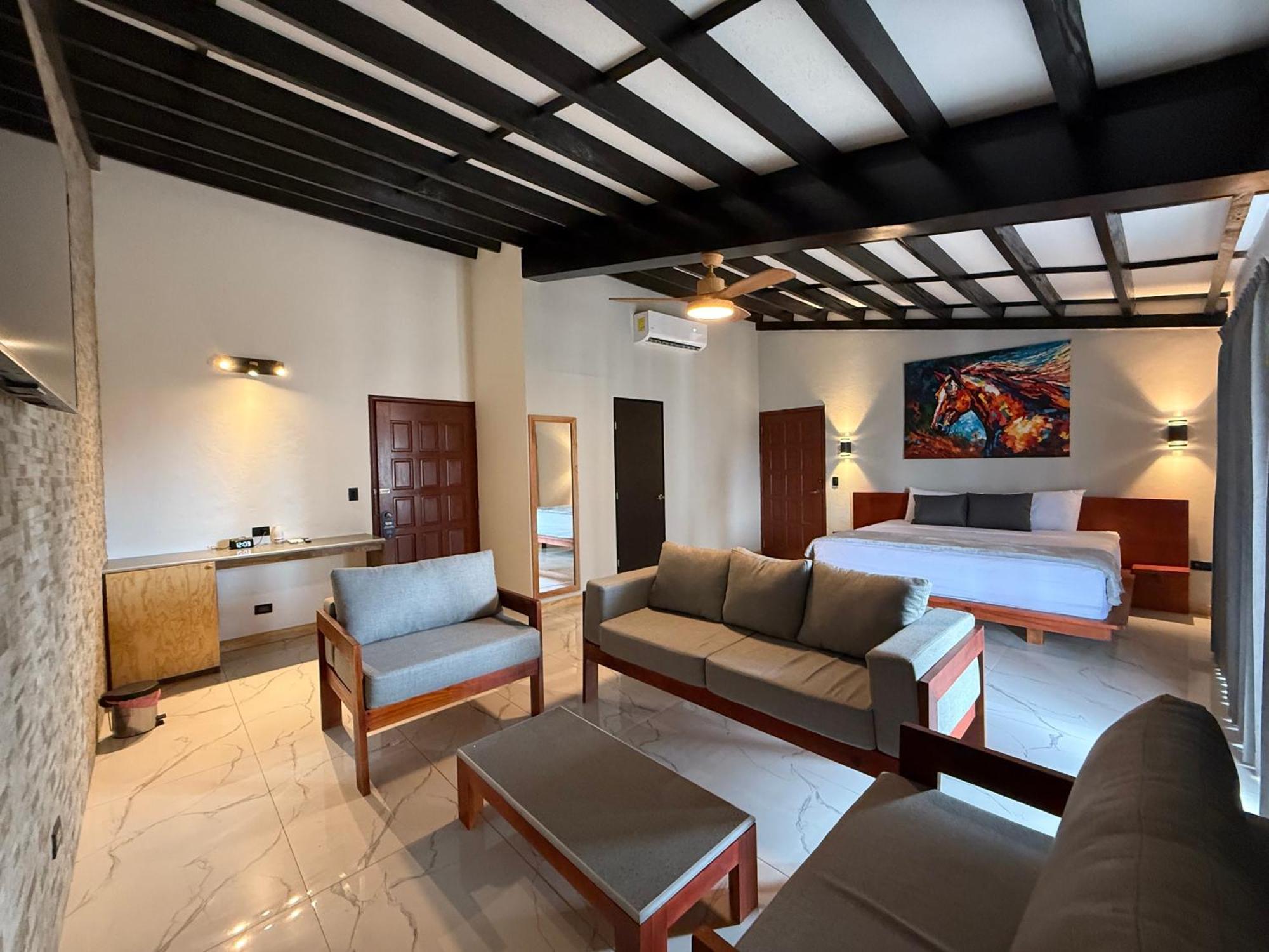 Hotel Tesoro Beach San Luis La Herradura Стая снимка